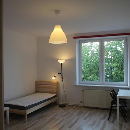 Апартаменты Trzyosobowy Pokoj W Mieszkaniu Czteropokojowym W Centrum Gdyni. Гдыня Экстерьер фото